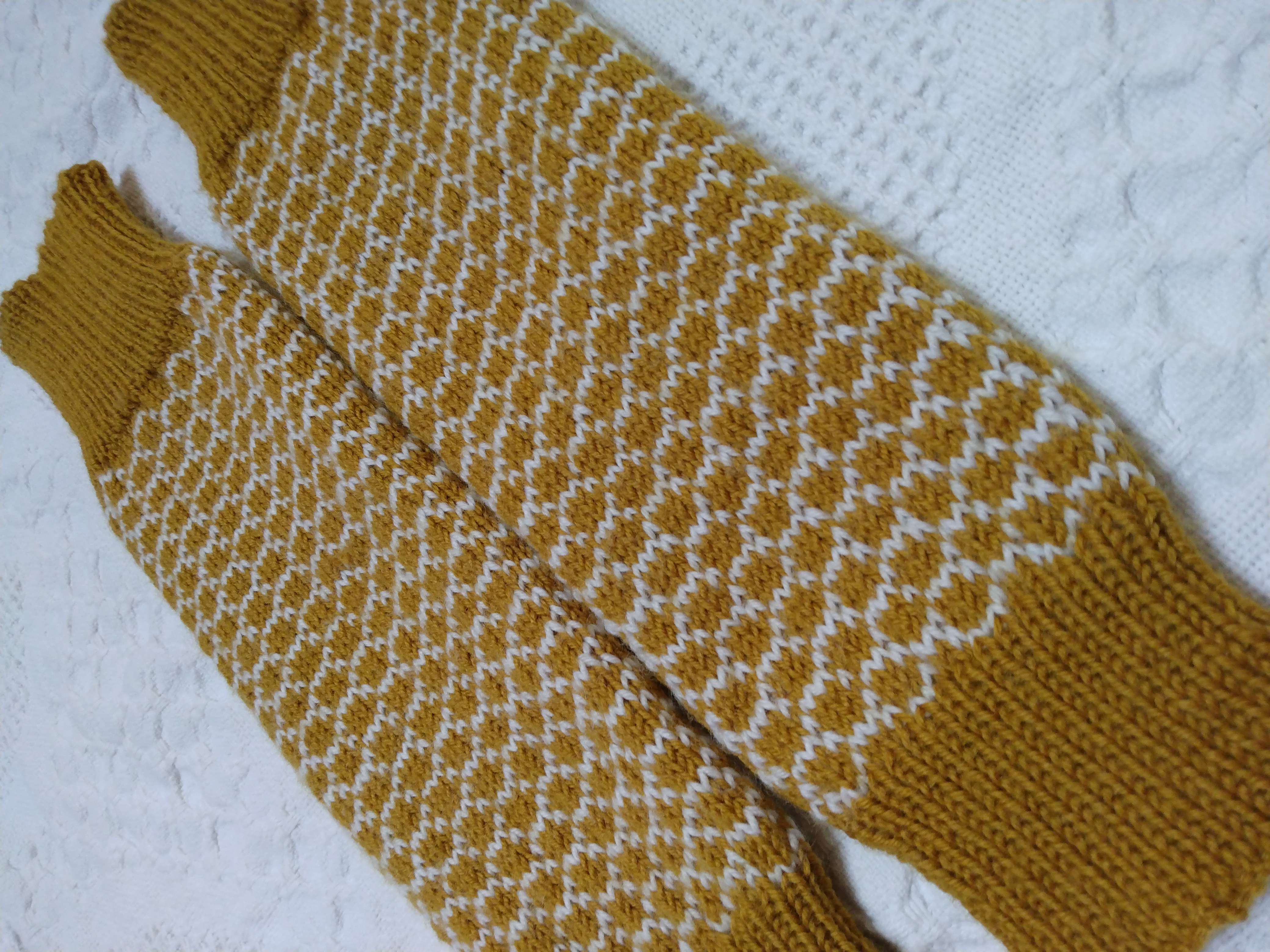 honeycomb legwarmers