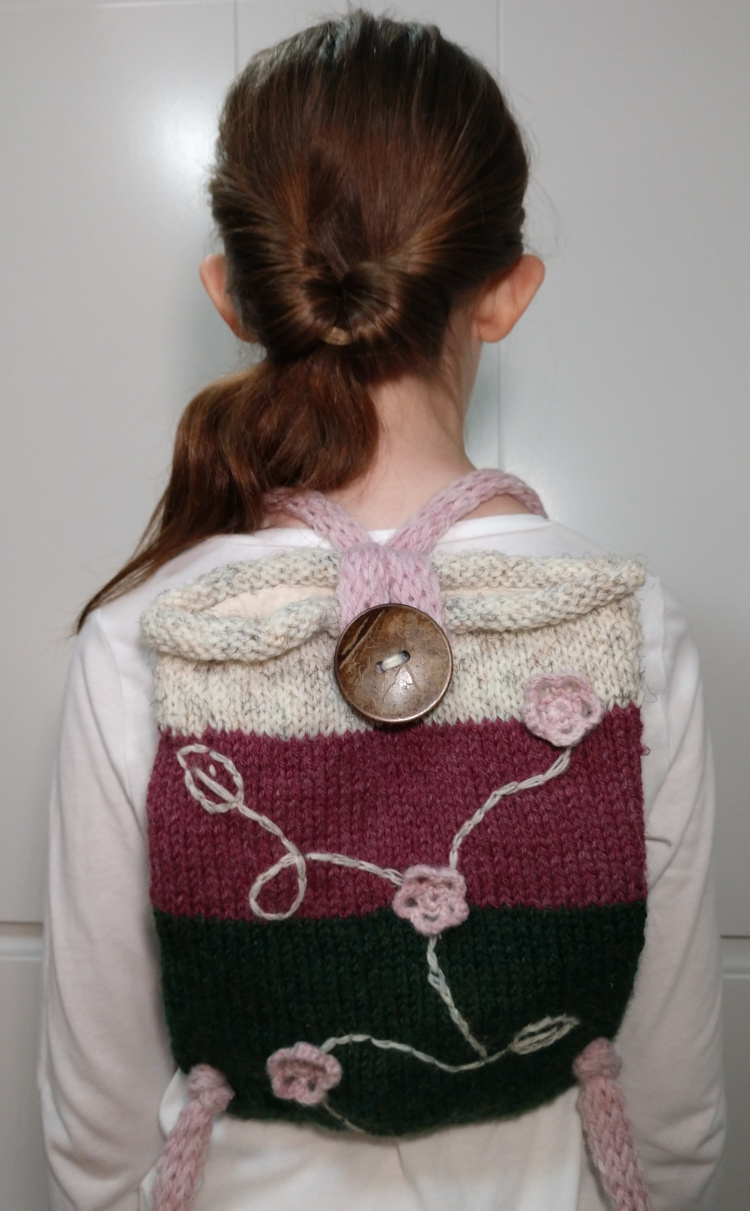 knit backpack (meadow)